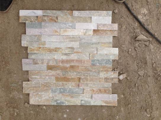 Squared fillets of yellow quartzite